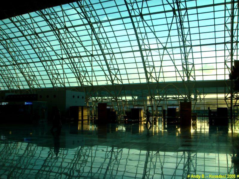 Aeroport Izmir (1).JPG